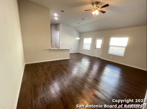 Foto del edificio - 10015 Westover Bluff
