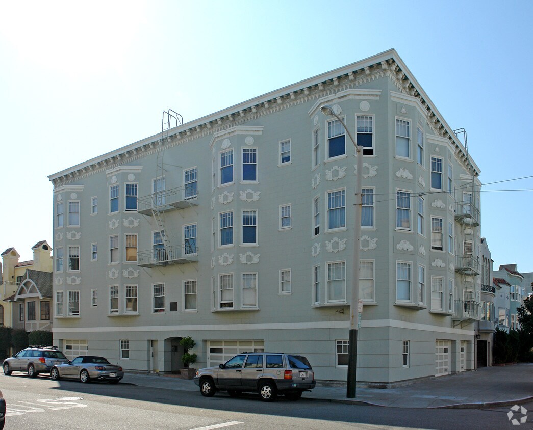 Building Photo - 1895 Jefferson St