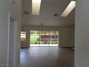 Building Photo - 271 Perignon Pl