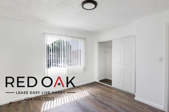 Building Photo - Spacious and Bright Remodeled One Bedroom ...