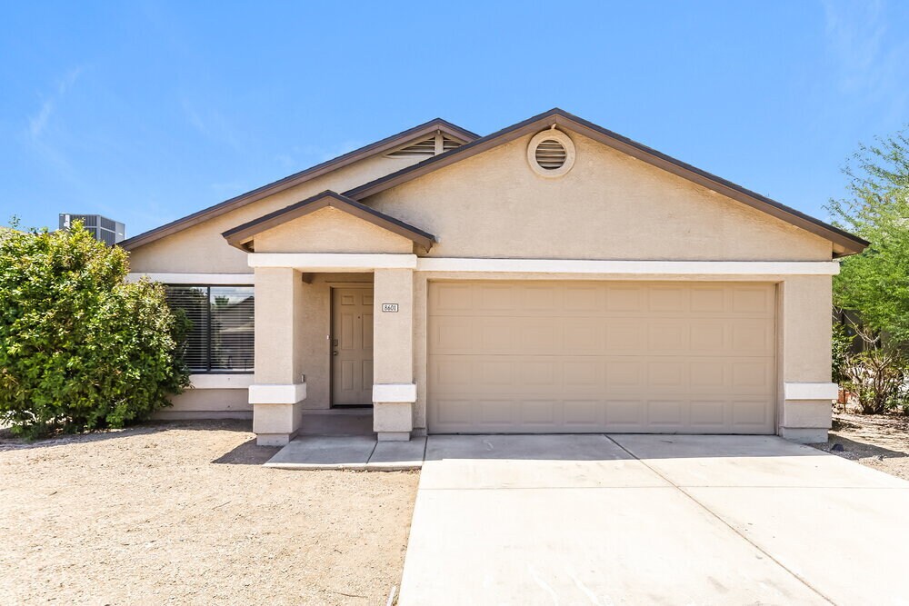 Foto principal - 8601 W Elm St