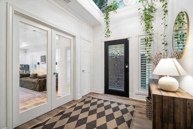 Foto del edificio - 2017 Morse St