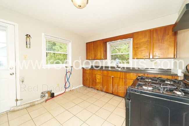 Photo - 263 N Routiers Ave House