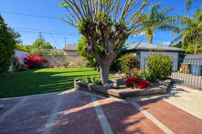 Foto del edificio - 459 Stanford Dr