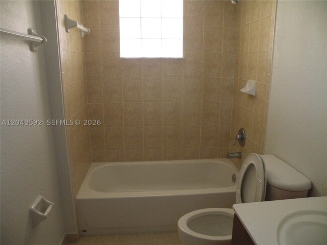 Building Photo - 10981 NW 88th Terrace