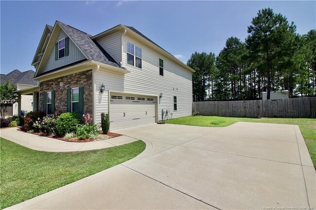 Building Photo - 197 Caswell Pines Ln