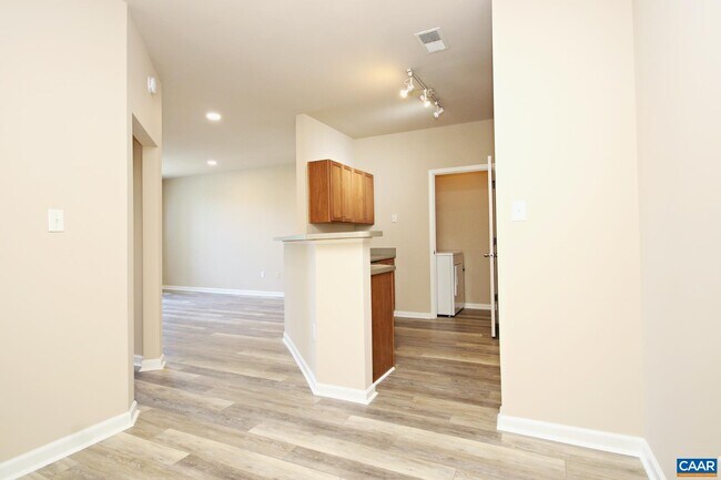 Building Photo - 745 Walker Square