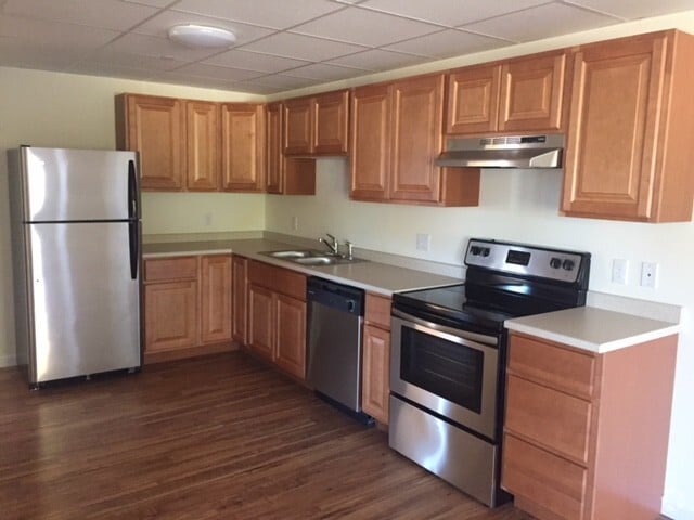 Open concept kitchen, dining/LR - 10 Acorn Way