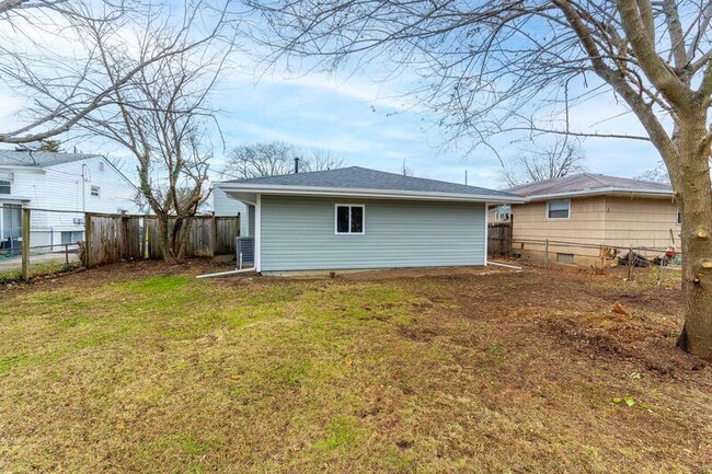 Foto del edificio - 3177 Bluefield Dr