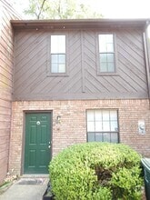 Building Photo - 2303 Hartsfield Way