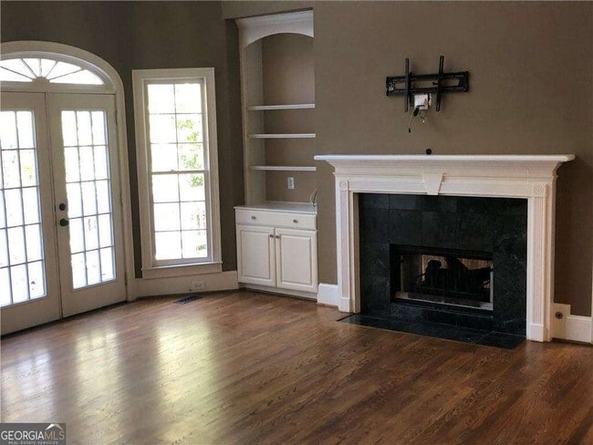 Foto del edificio - 1510 Maplewood Ct
