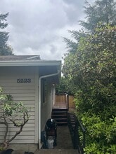Building Photo - 5223 SW 62nd Ave