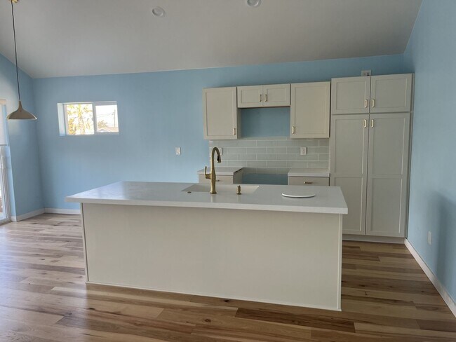 Foto del edificio - Gorgeous 3 Bedroom 2.5 Bath with views of Morro Rock