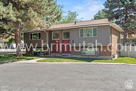 Building Photo - 2572 E Canterbury Ln