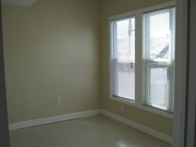 Interior Photo - 281-289 Merrimack St