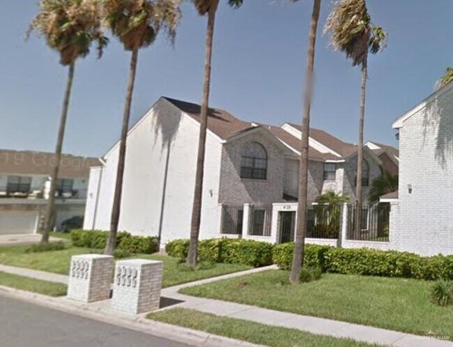 Foto del edificio - 19 N 12th St