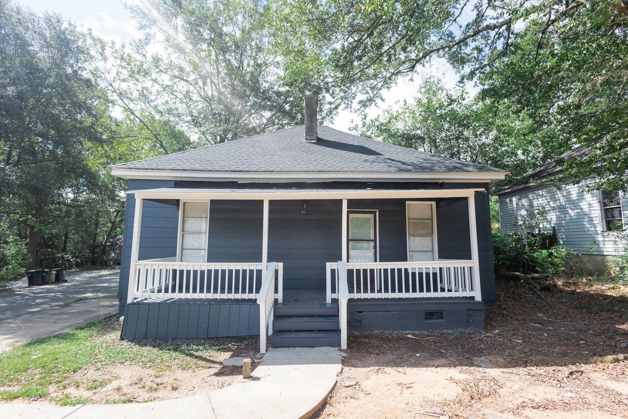 Foto principal - 1002 W Broad St