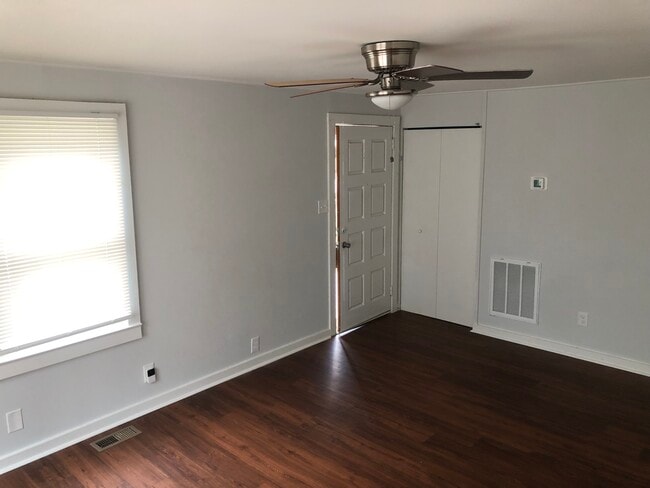 Building Photo - 461 Bethlehem Dr