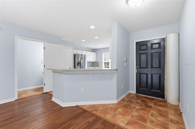 Building Photo - 2505 Harn Blvd
