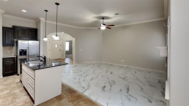 Foto del edificio - 6520 Bentwood Dr