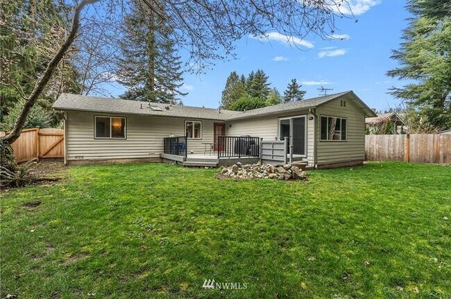 Foto del edificio - 12442 98th Ave NE