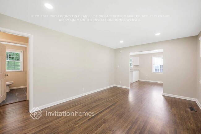 Foto del edificio - 605 Durrett Dr