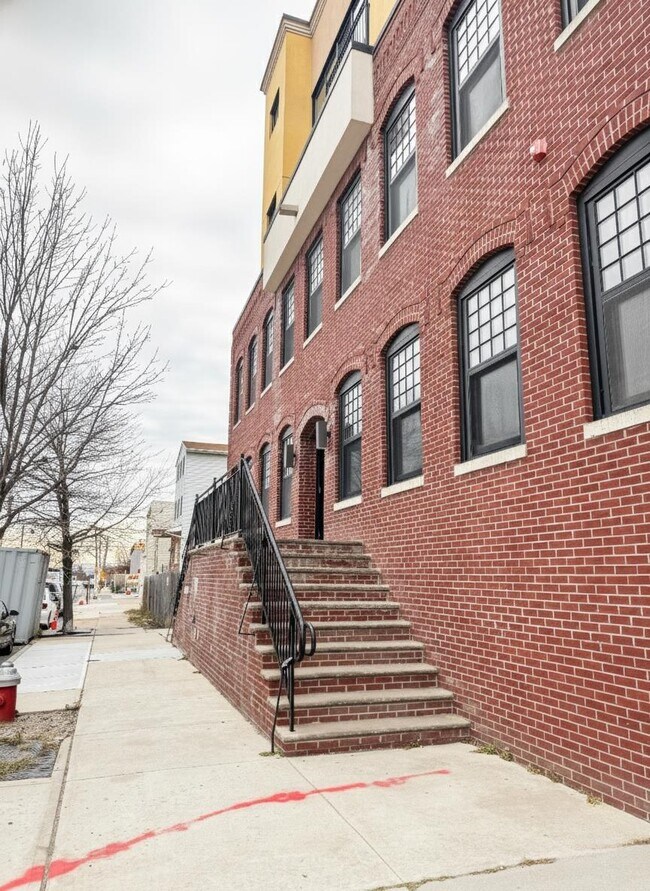 Foto del edificio - 190 Culver Ave