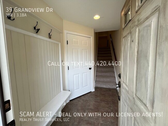 Foto del edificio - Splendid 3 bedroom 3.5 bathroom Condo w/Im...