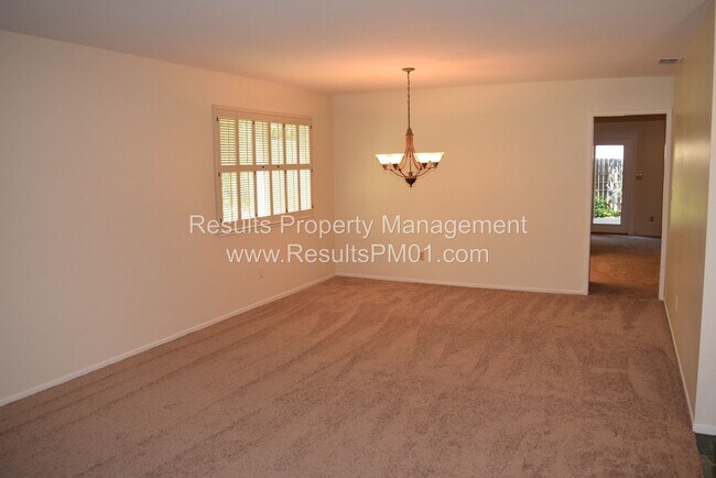 Foto del edificio - Tranquil Roseville Location