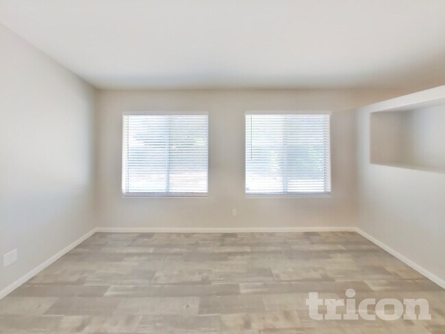 Foto del edificio - 850 Coach House Rd