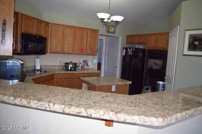 Foto del edificio - 1513 Spruce Canyon Dr