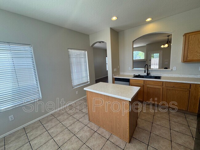 Building Photo - 12913 W Corrine Dr