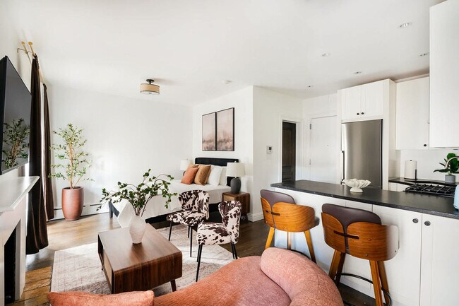 Foto del edificio - 10 5th Ave