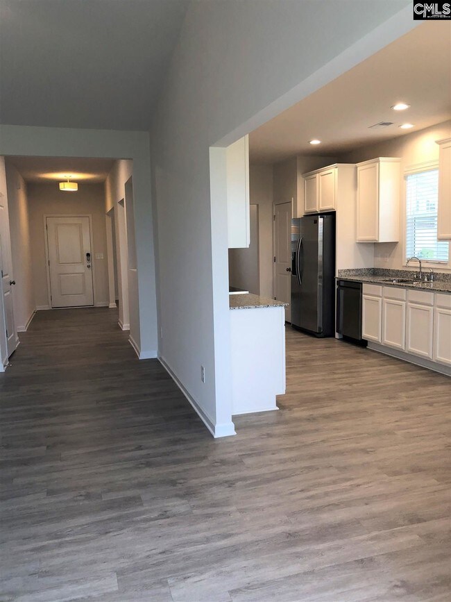 Building Photo - 807 Spring Cress Dr