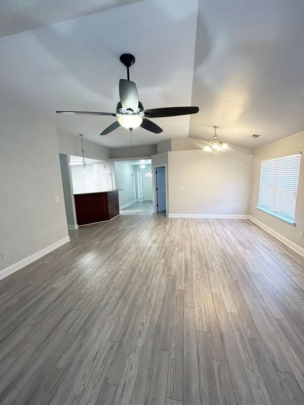 Building Photo - 104 Crisfield Cir