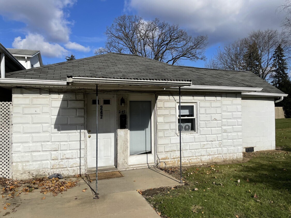 Primary Photo - 247 S 14th St