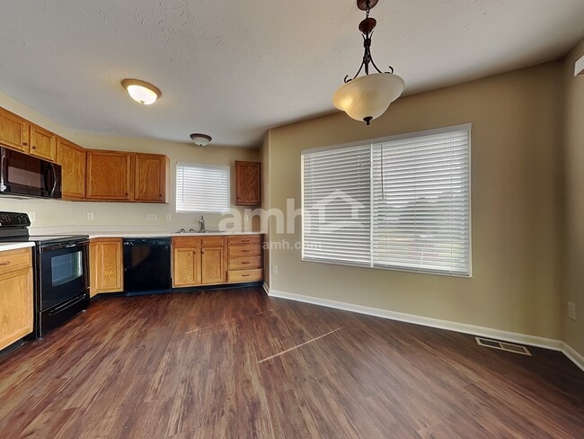 Building Photo - 6559 Black Forest Ct