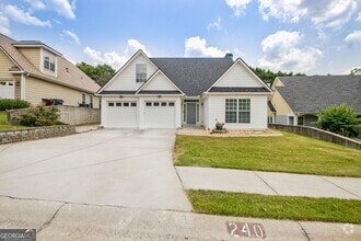 Building Photo - 240 Turnbridge Cir