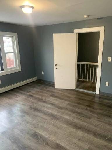 Building Photo - 421 Logan St