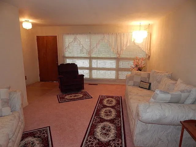 Building Photo - 2312 Whispering Pines Rd