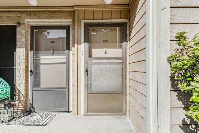 Foto del edificio - 1505 Ward Rd