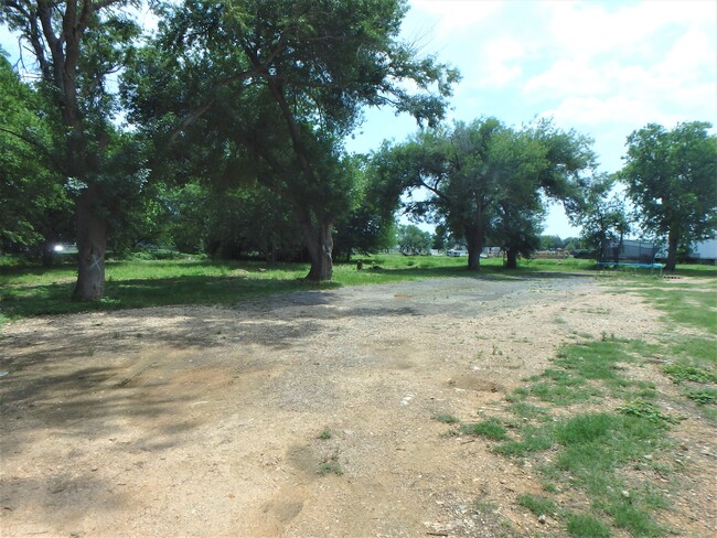 BACK OF THE UNIT - 13573 US Highway 87 W