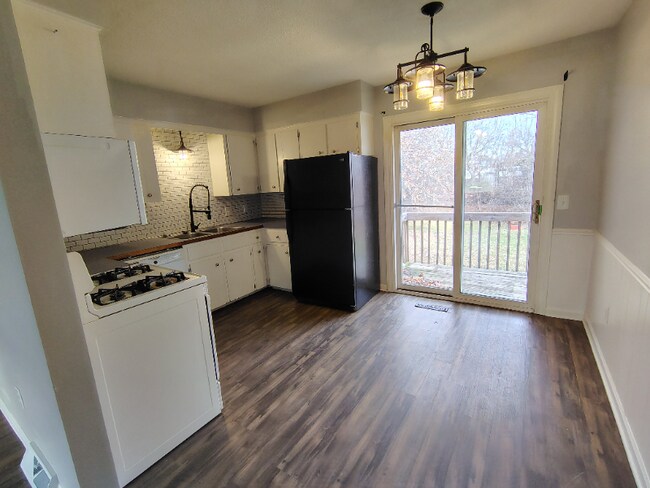 Foto del edificio - 2634 Randall Ave NW