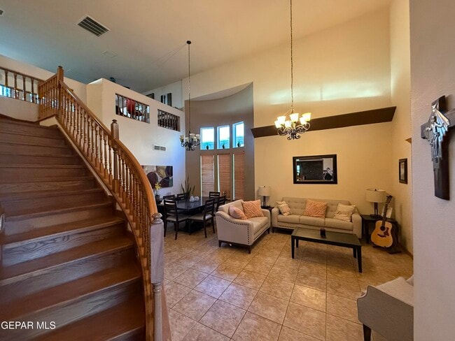 Building Photo - 3733 Tierra Campa Dr