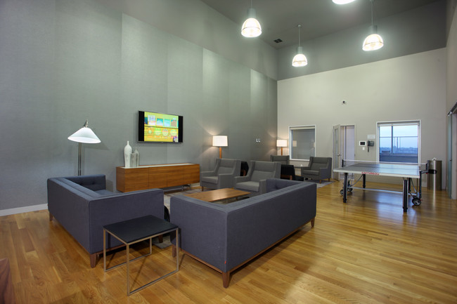 Building Photo - No Fee The Pinnacle of Upper West Side Liv...