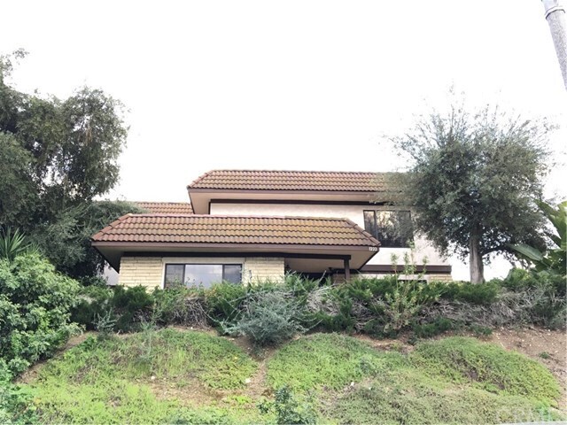 Primary Photo - 1222 S Sandy Hill Dr