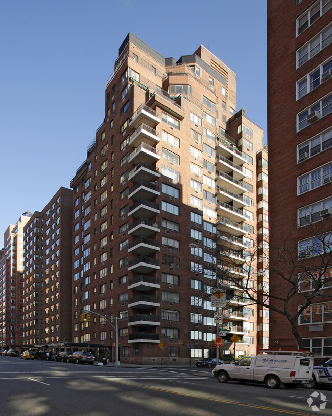 Foto del edificio - 45 E East End Ave