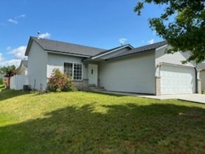 Building Photo - 2581 W Grenoble Ln