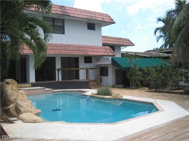 Foto del edificio - 2625 Nassau Ln