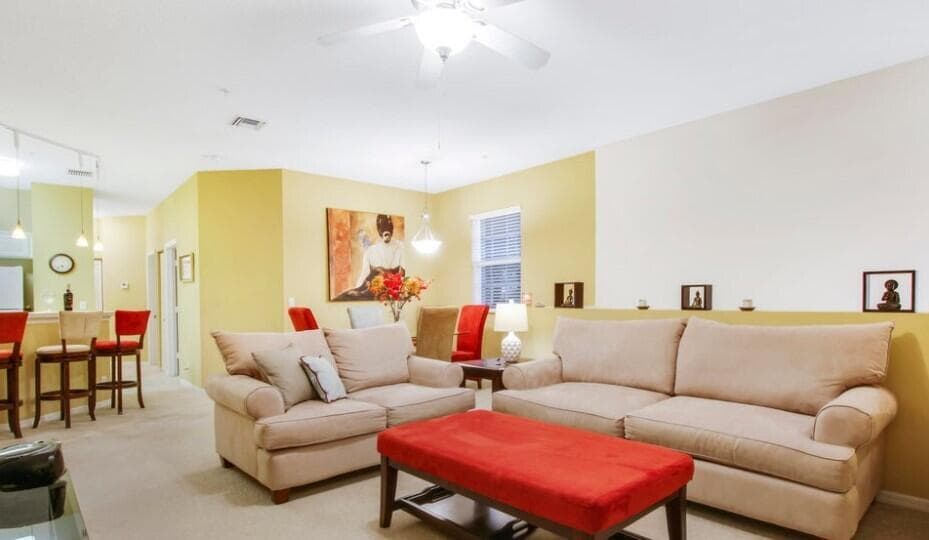 Primary Photo - 108 Lighthouse Cir